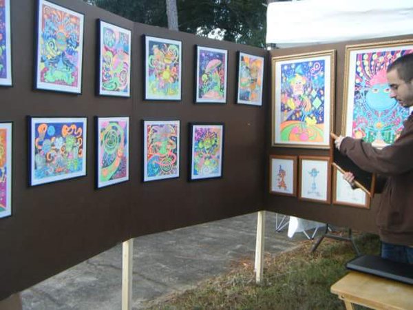 7 years ago at my first art show in Oviedo Florida with my first set of psychedelic glow blacklight art